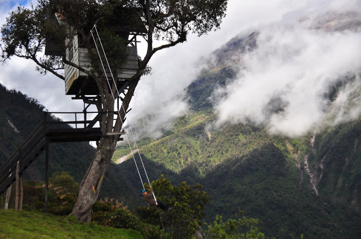 La balançoire « Au bout du monde »» de Banos (Equateur)