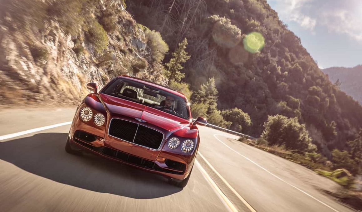 La Bentley Flying Spur V8 S se dévoile avant le Salon de Genève