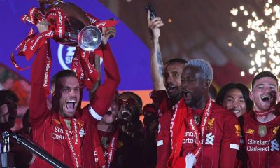Divock Origi a été le dernier sur le terrain pour célébrer la victoire de Liverpool en Premier League