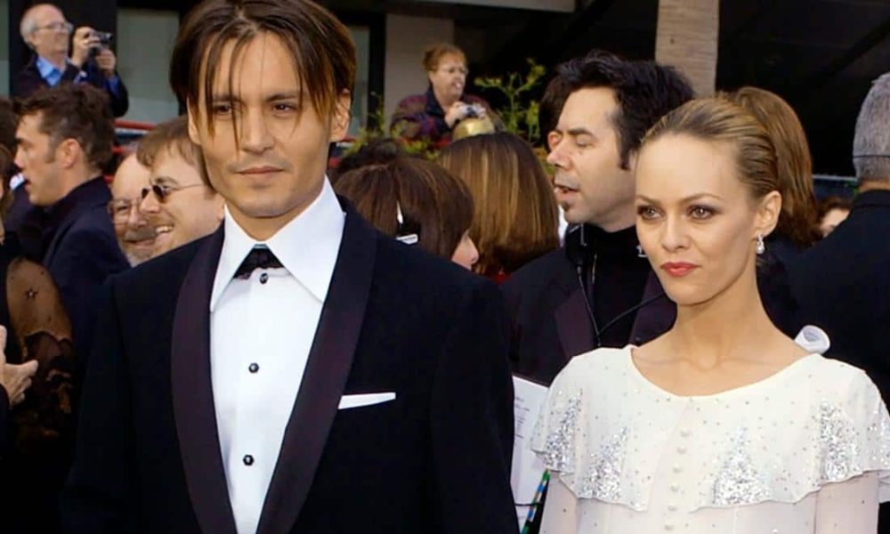 Johnny Depp a traité son ex Vanessa Paradis de “s***pe" dans un courriel adressé à Elton John