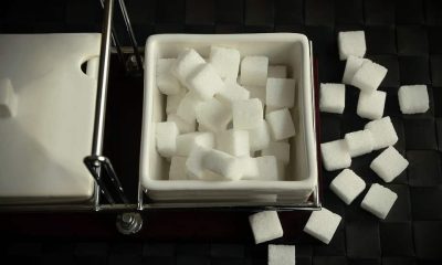 Beaucoup trop de sucre dans les boissons chaudes de certaines chaînes bien connues